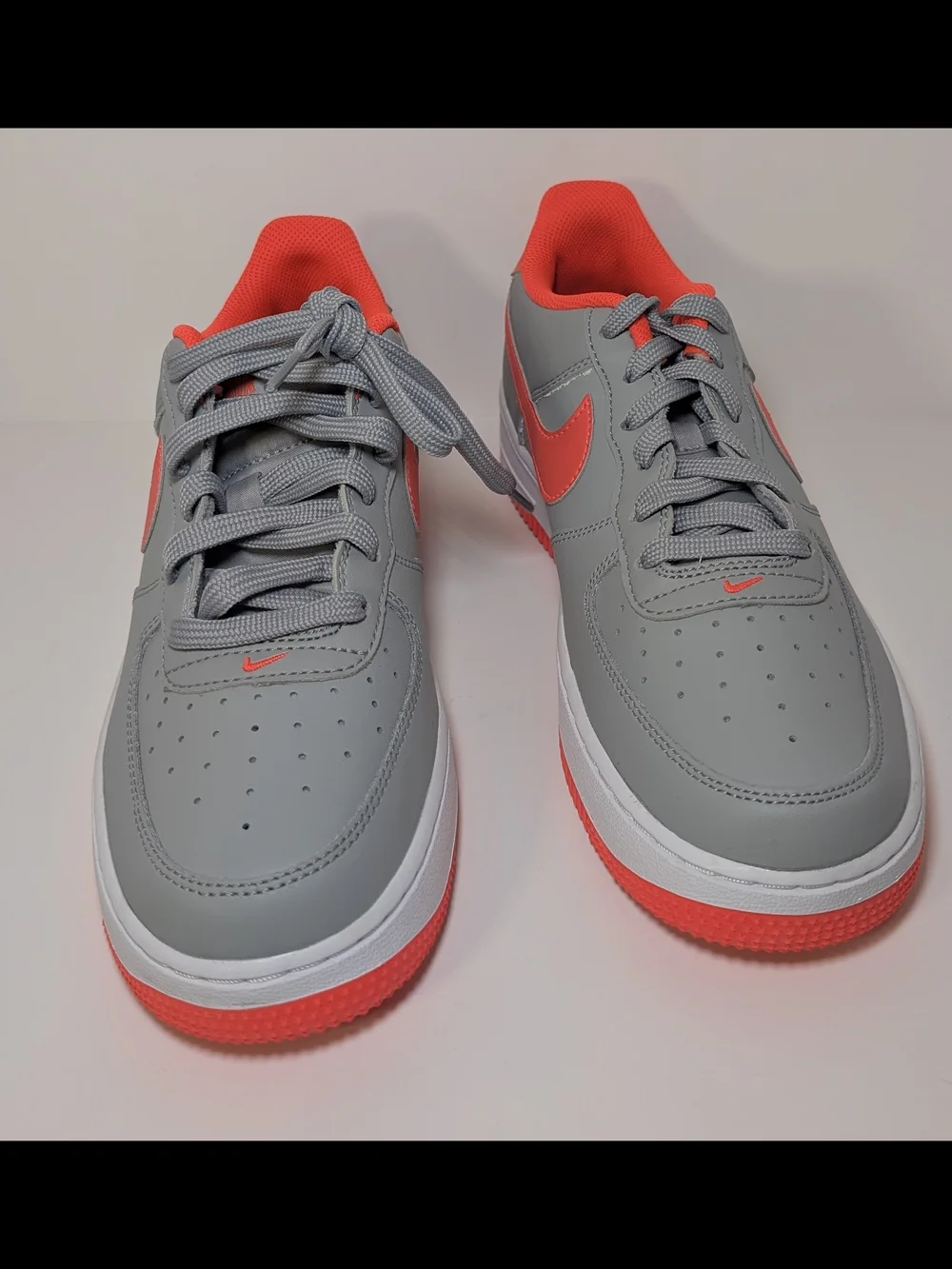 🔥 NEW Nike Air Force 1 GS Light Smoke Grey Bright Crimson CT3839-005 Sz 7Y/8.5W